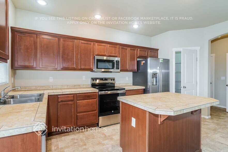 Building Photo - 8109 207th St E