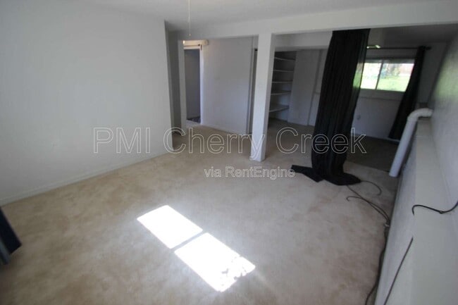 Building Photo - 1875 S Ivory Ct