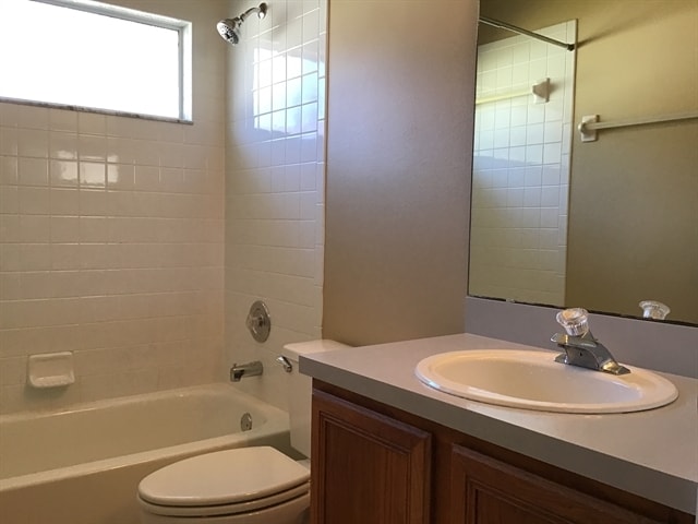 Building Photo - 2238 Holly Ridge Dr