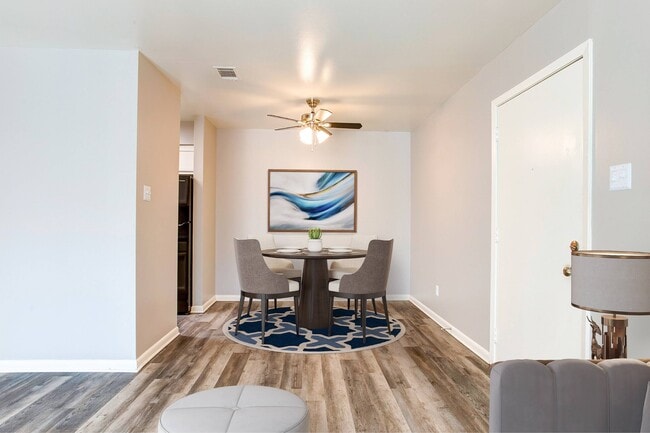Building Photo - Otter Creek Villas