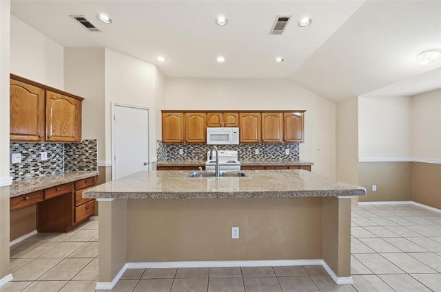 Building Photo - 421 Kingfisher Ln