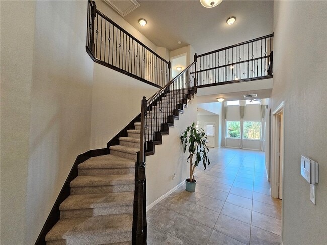 Building Photo - 24258 Via Vitani Dr