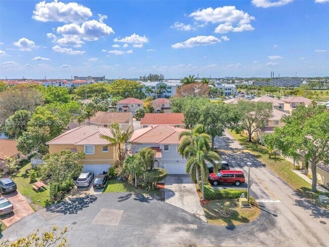 Building Photo - 300 SW 100th Ave