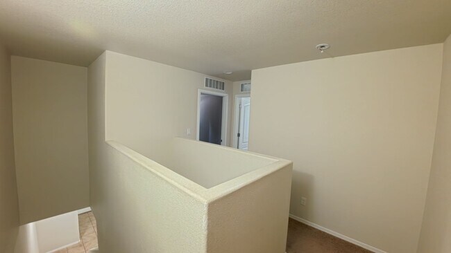 Building Photo - 1651 Domino Dr SE