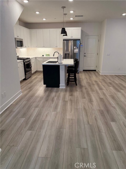 Building Photo - 3930 Lavine Wy