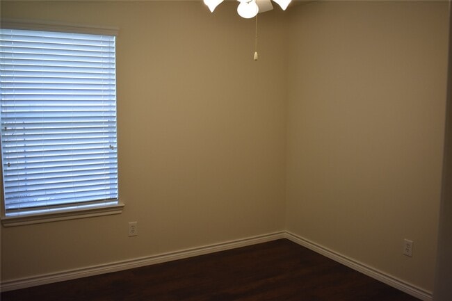 Building Photo - 15318 Ochre Leaf Trail