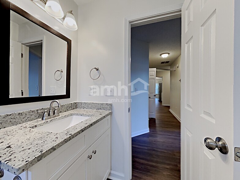 Building Photo - 2645 Windstream Way NW