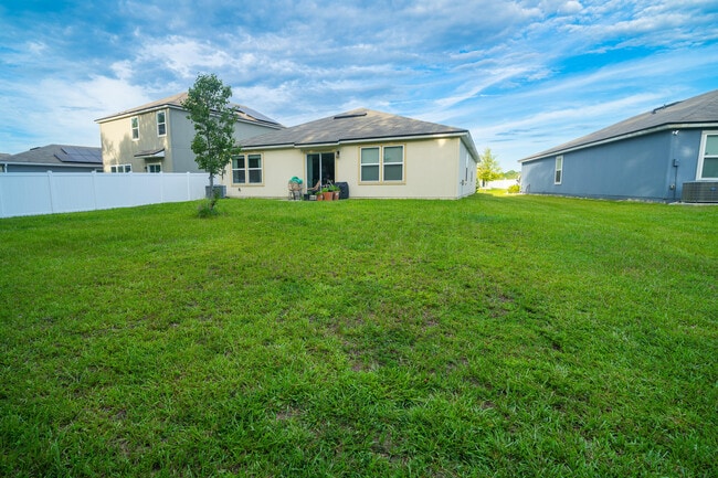 Building Photo - 3023 Rustic Deer Wy