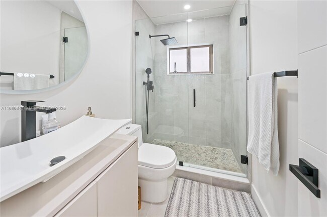 Building Photo - 1320 NE 210th Terrace