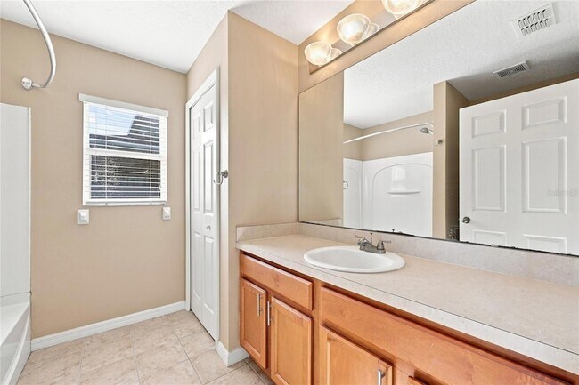 Building Photo - 516 Bella Rosa Cir
