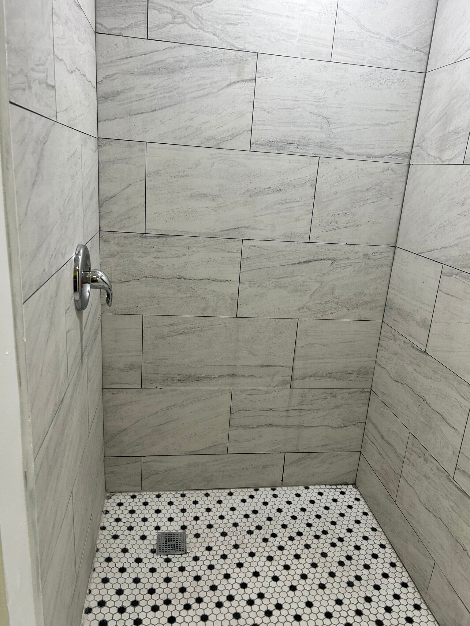 Building Photo - 50 Grand St