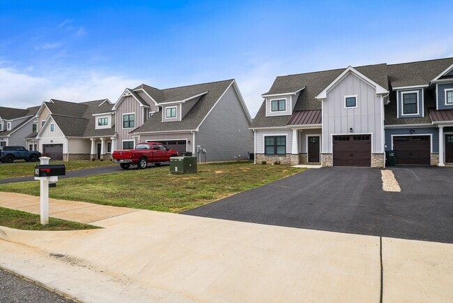 Building Photo - 26 Kiley Ln