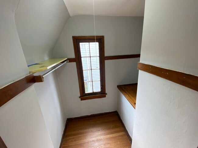 Building Photo - Gridley3718