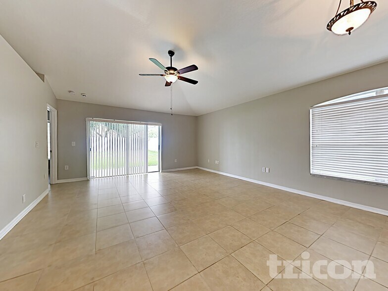 Building Photo - 5615 Hawkgrove Pl