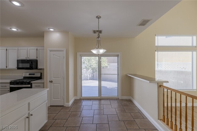 Building Photo - 10382 Cherry Brook St