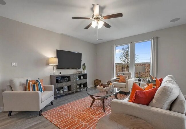 Building Photo - 15525 Charing Cross Dr