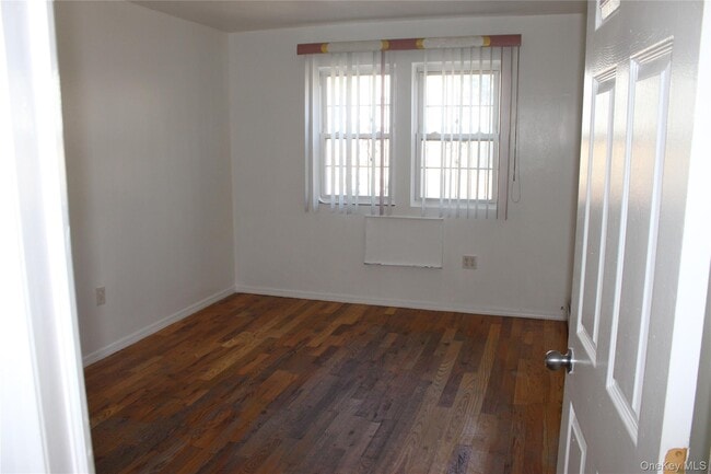 Building Photo - 55 Wyona St