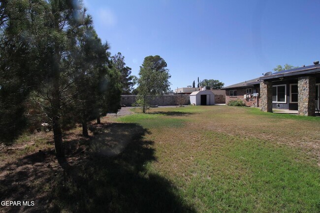 Building Photo - 19014 Armington Dr