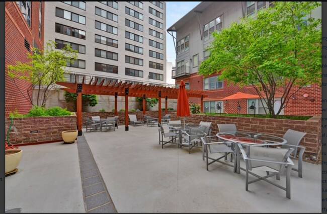 Building Photo - Newly Renovated Industrial Loft in Logan Circle!