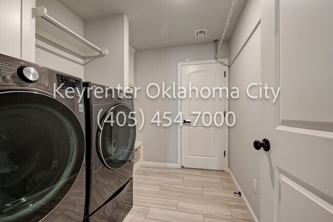 Building Photo - 4200 NW 156th Terrace