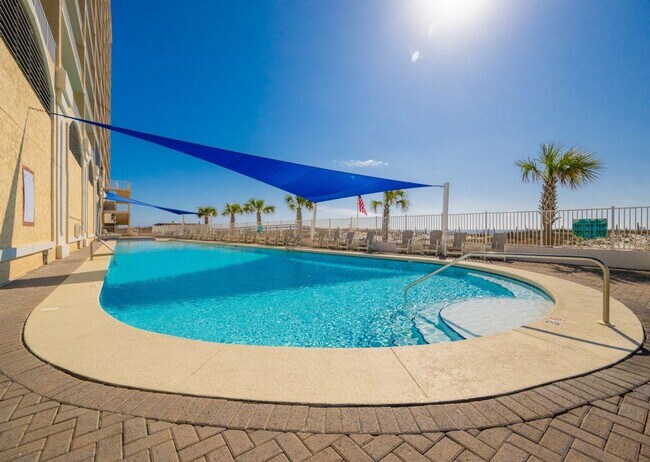 Building Photo - 365 E Beach Blvd