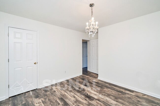 Building Photo - 924 Rich Rd