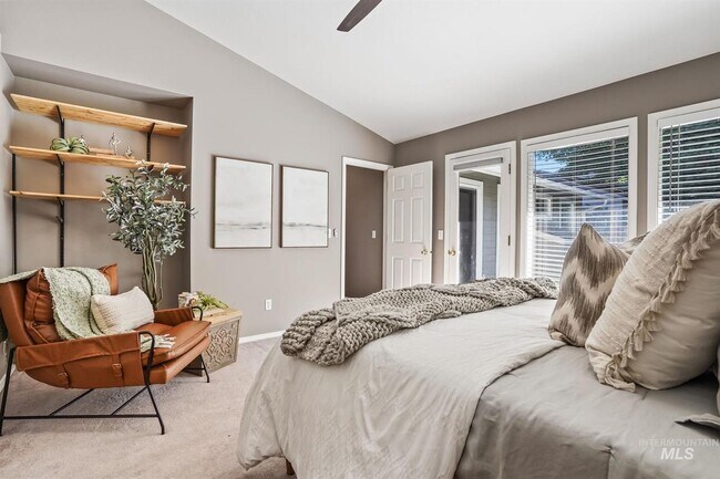 Building Photo - 11909 W Patrina Dr