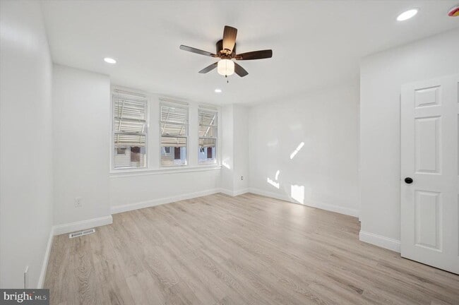 Building Photo - 3251 N Marston St