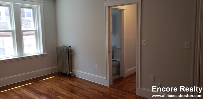 Building Photo - 1615 Commonwealth Ave