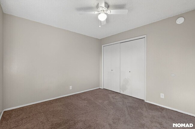 Building Photo - 6502 N 17th Ave