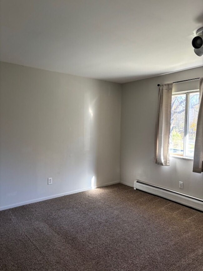 Building Photo - SEYM