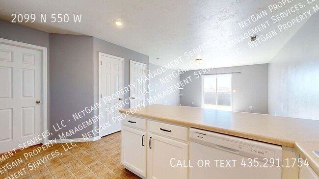 Building Photo - 2099 N 550 W