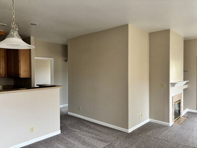 Building Photo - $2,000 PER MONTH FOR THIS GORGEOUS CONDO - AVAILABLE IMMEDIATELY- 2 BEDROOM, 2 BATH UPSTAIRS UNIT...