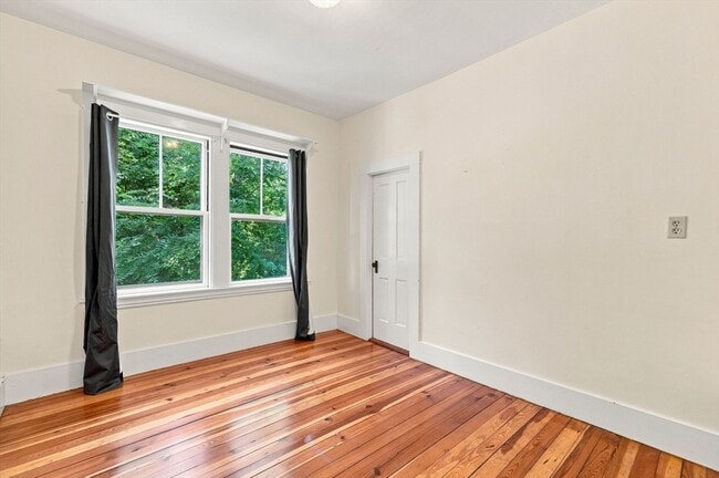Building Photo - 50 Rockwood Rd
