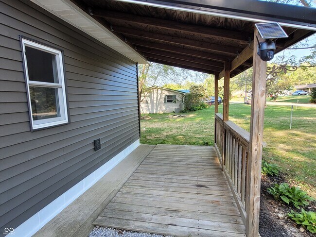 Building Photo - 127 Bailey Ln