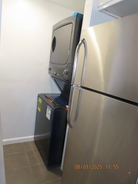 washer/dryer - 4415 154th St