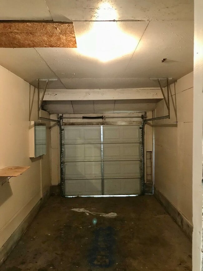 Building Photo - Cute 2 bed, 1 bath, 1 car garage in North Amarillo!