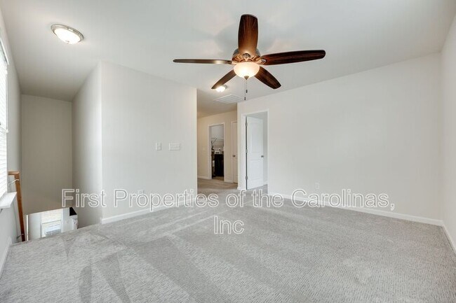 Building Photo - 1430 Harpers Inlet Dr