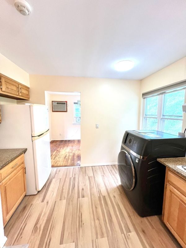 Building Photo - 35 Broadway, 2