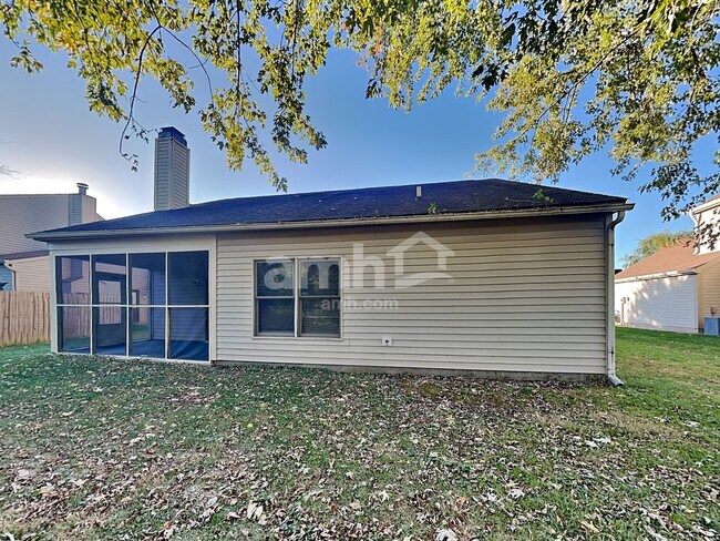 Building Photo - 9940 Wellcroft Ln