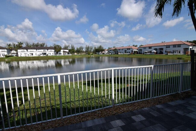 Building Photo - 7848 NW 114th Path