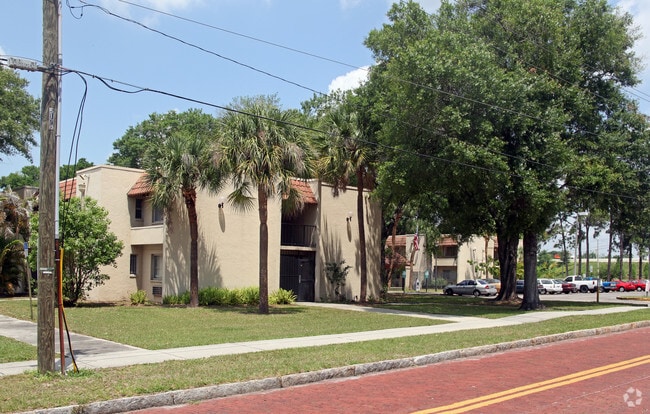 Building Photo - Hacienda De Ybor Apartments