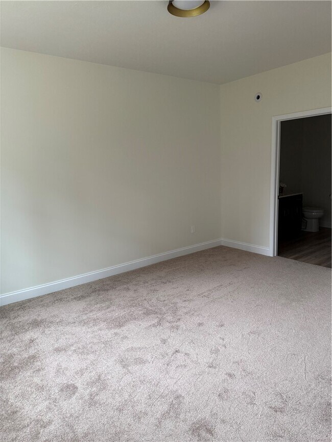 Building Photo - 6217 Blossom Ridge Cir