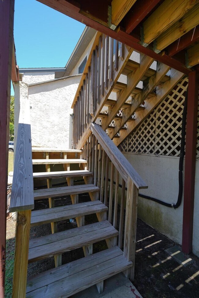Building Photo - 1303 Airport Dr
