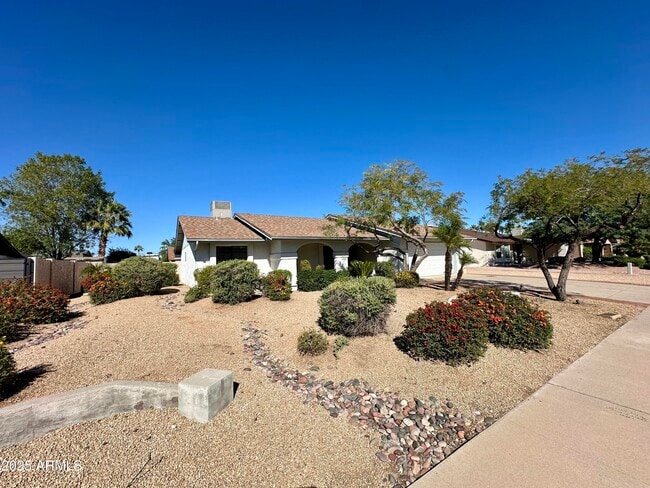 Building Photo - 6228 E Nisbet Rd