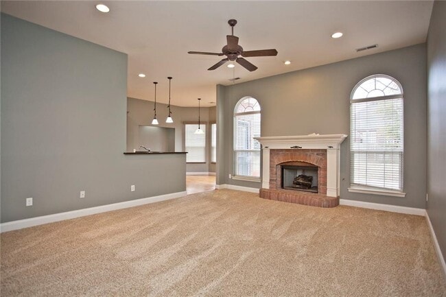 Building Photo - 5304 S 44th St