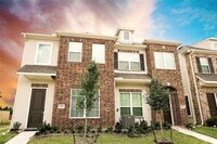 Building Photo - 15807 Loch Laggan Dr