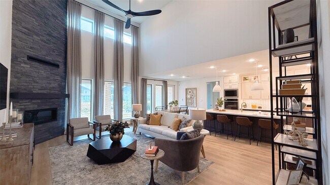 Building Photo - 5603 Logan Ridge Ln