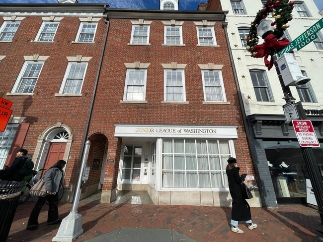 Building Photo - Junior League - 3039 M