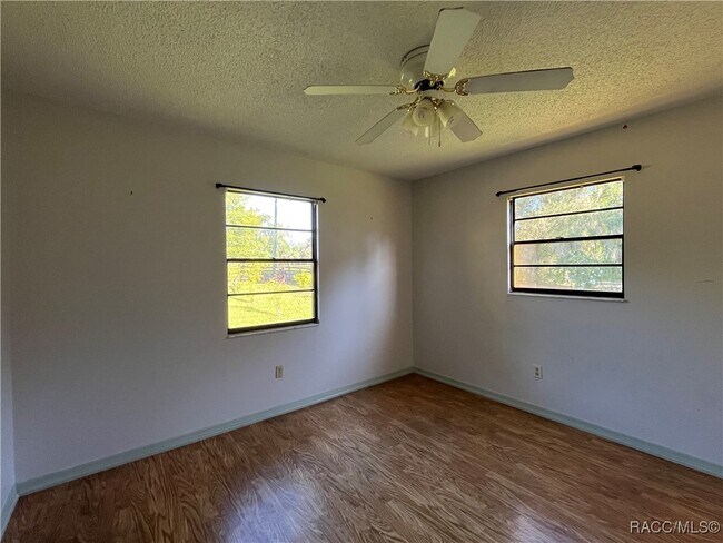 Building Photo - 1711 N Croft Ave